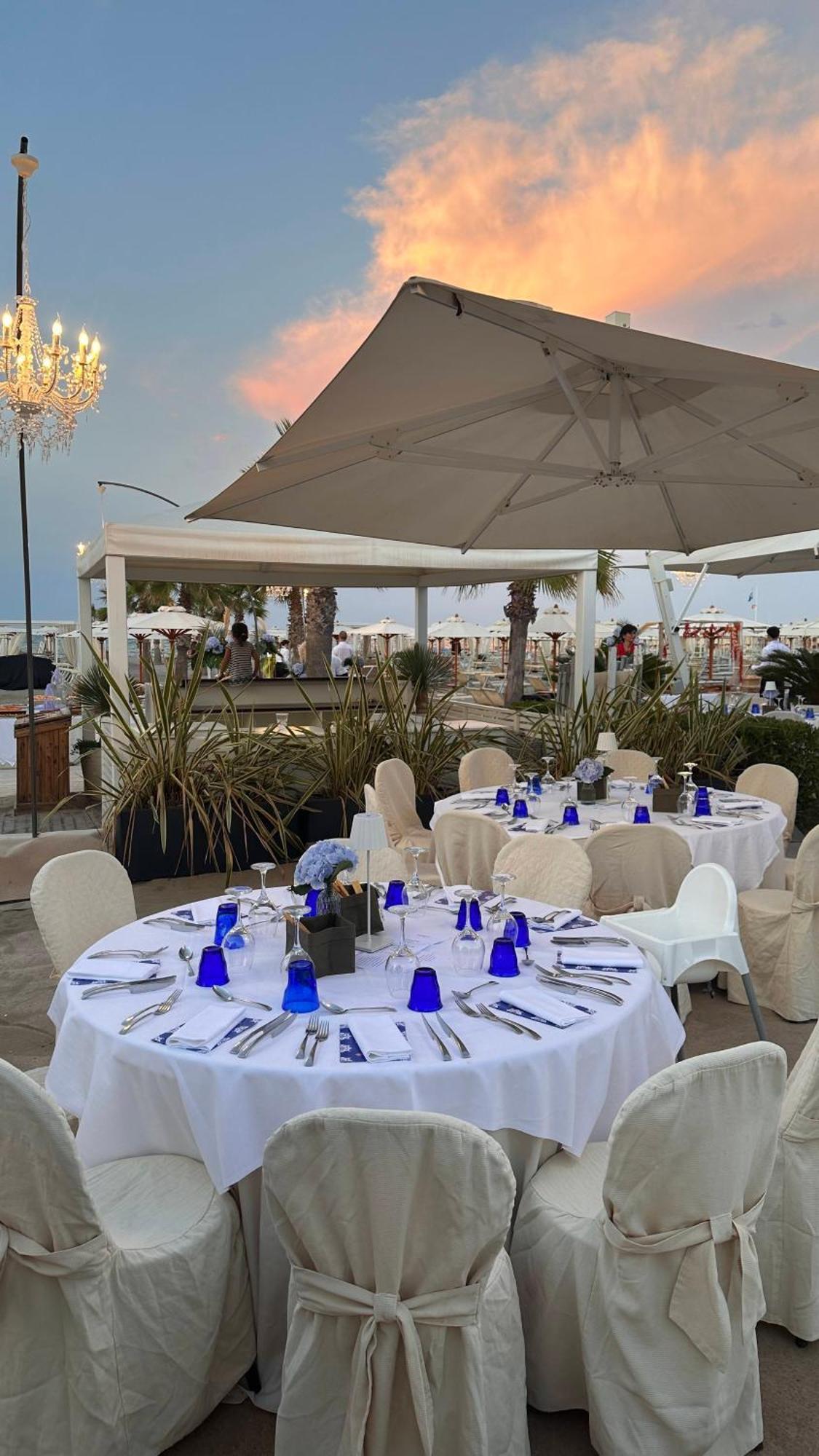 Hotel Maestrale Riccione Exterior foto