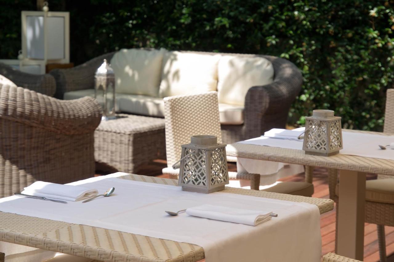 Hotel Maestrale Riccione Exterior foto